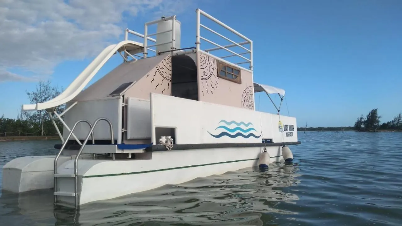 Pousada Flutuante Boat House - Monte Alto Hotel Arraial do Cabo Botel